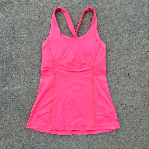Pink Lululemon tank top with built-in bra and padding - Picture 1 of 4